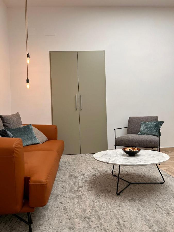 Il Picchio Di Chiaia Hotell Napoli Eksteriør bilde