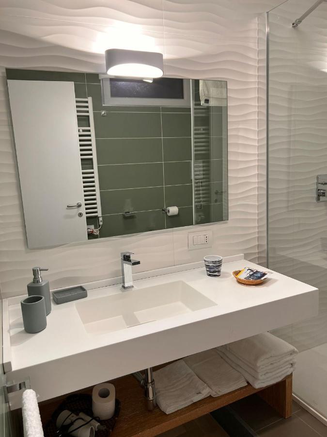 Il Picchio Di Chiaia Hotell Napoli Eksteriør bilde