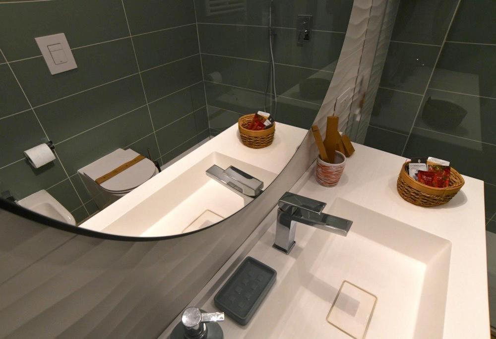 Il Picchio Di Chiaia Hotell Napoli Eksteriør bilde