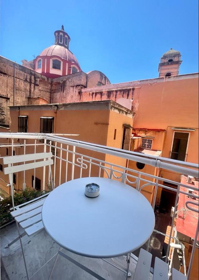 Il Picchio Di Chiaia Hotell Napoli Eksteriør bilde
