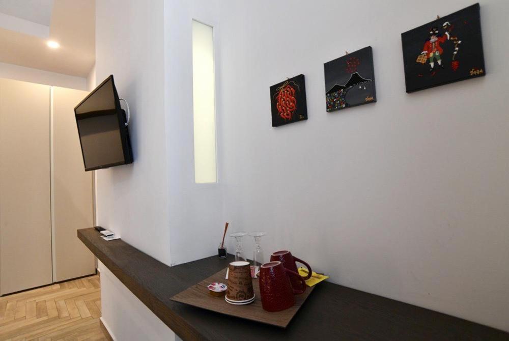 Il Picchio Di Chiaia Hotell Napoli Eksteriør bilde